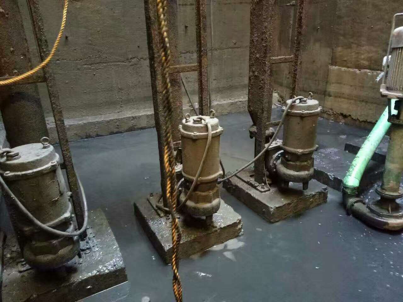 永年污水池清理